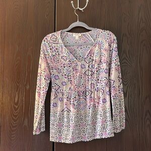 Style & Co. long sleeved, lightweight top. White multi-colored. Size PMedium
